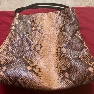 Coach Madison Phoebe